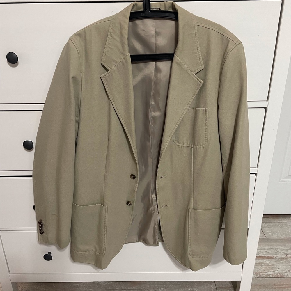 Spring is in the air! Eddie Bauer blazer